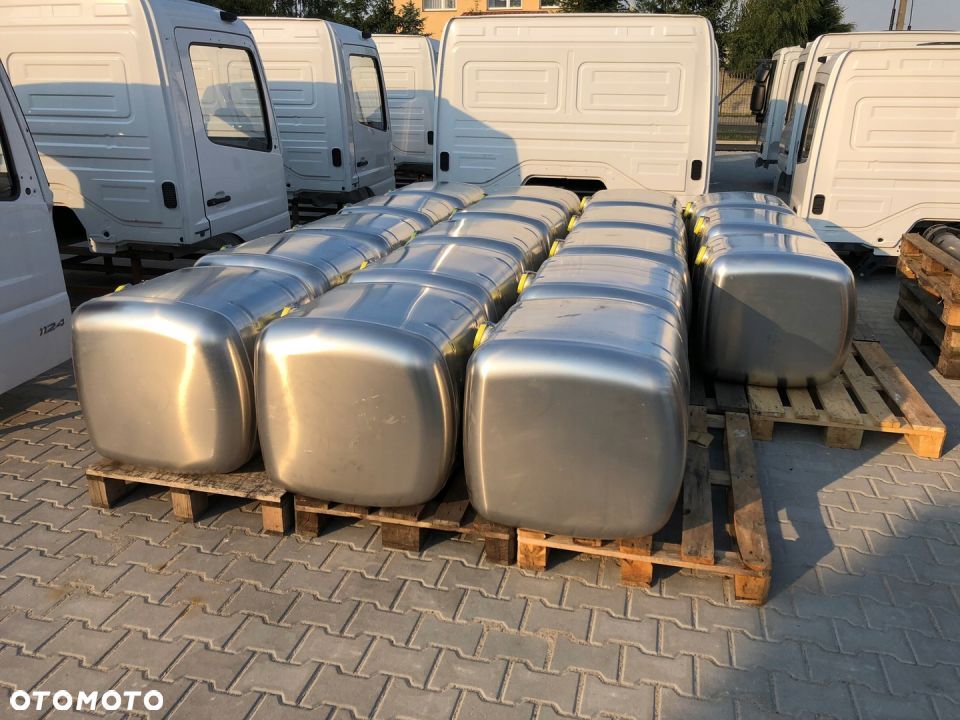 Zbiornik paliwa Actros MP4 290L A9604703103 - 1