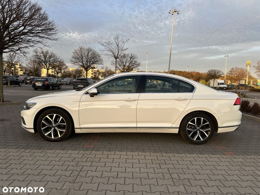 Volkswagen Passat 2.0 TSI Elegance DSG - 5