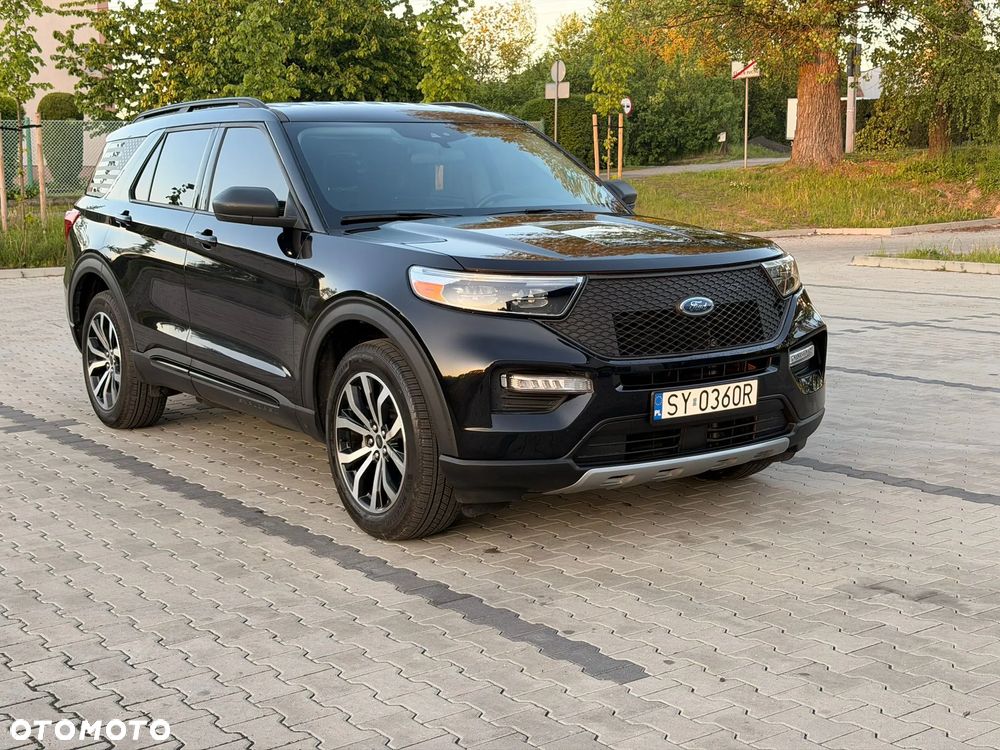 Ford Explorer - 1