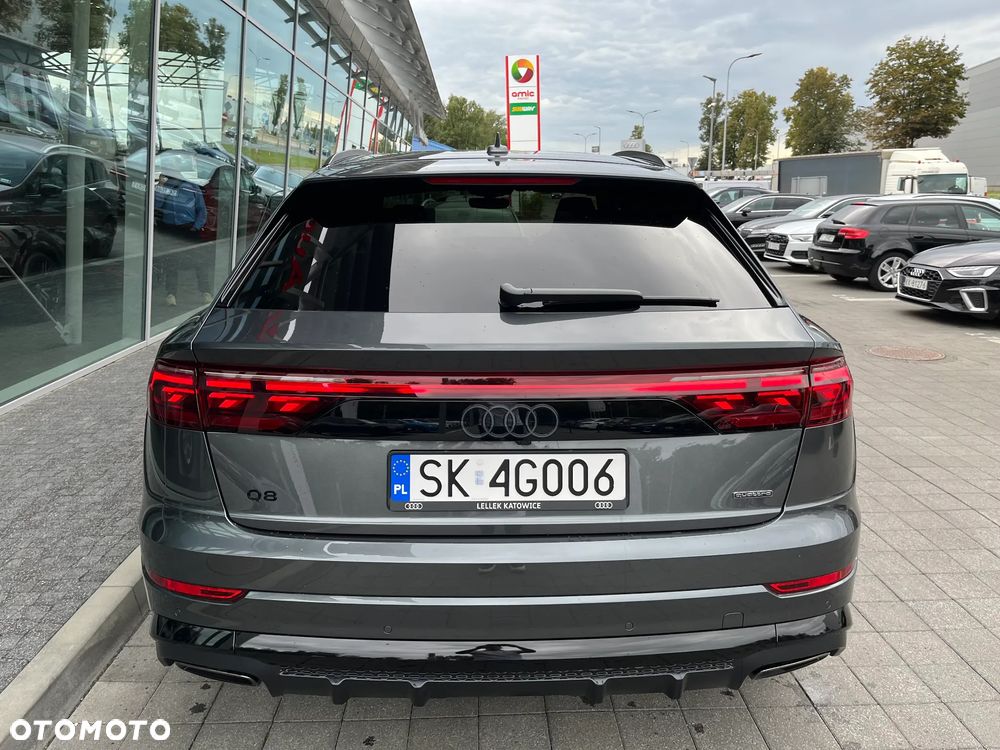 Audi Q8 TFSI e PHEV 360kW Quattro Tiptronic - 8