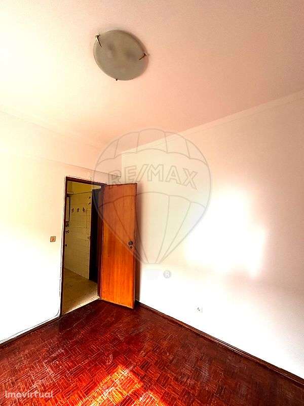 Apartamento T1 para arrendamento - Grande imagem: 4/14