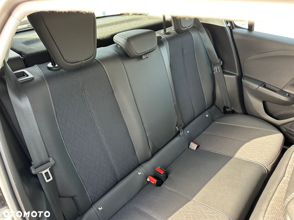 Opel Corsa 1.2 Elegance S&S - 18