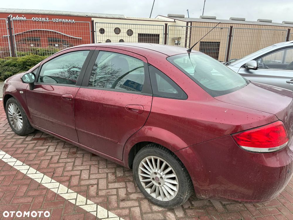 Fiat Linea 1.4 T-Jet 16V Dynamic - 8
