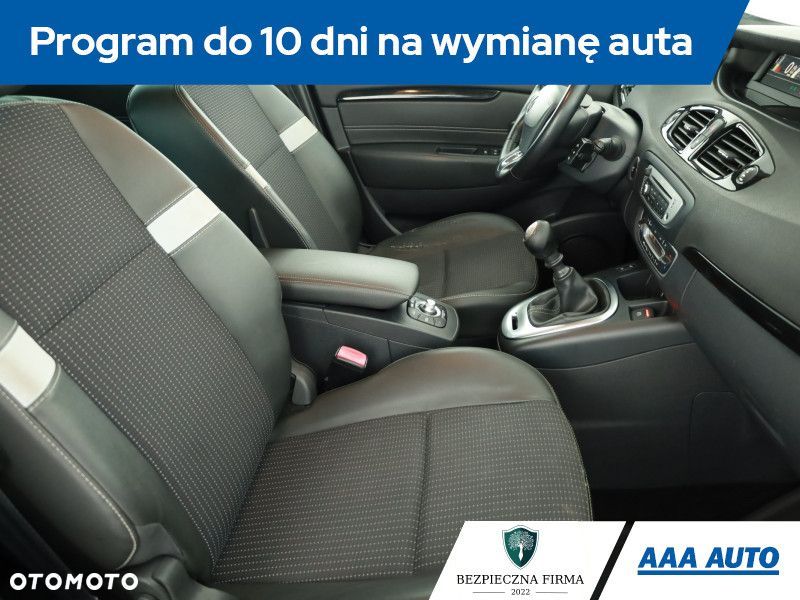 Renault Grand Scenic - 9