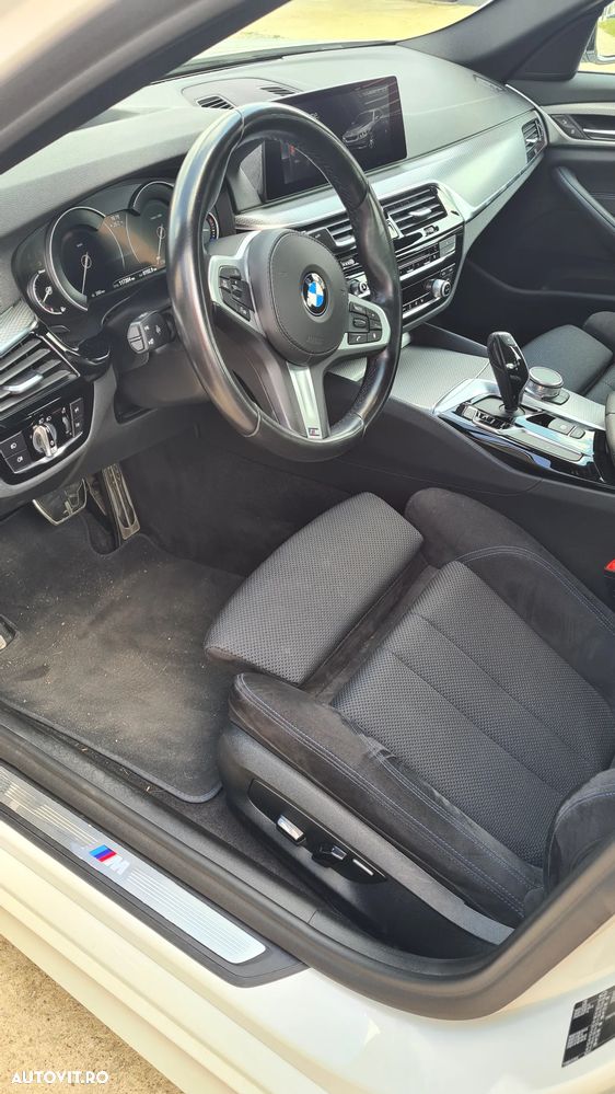 BMW Seria 5 520d Aut. M Sport Edition - 6