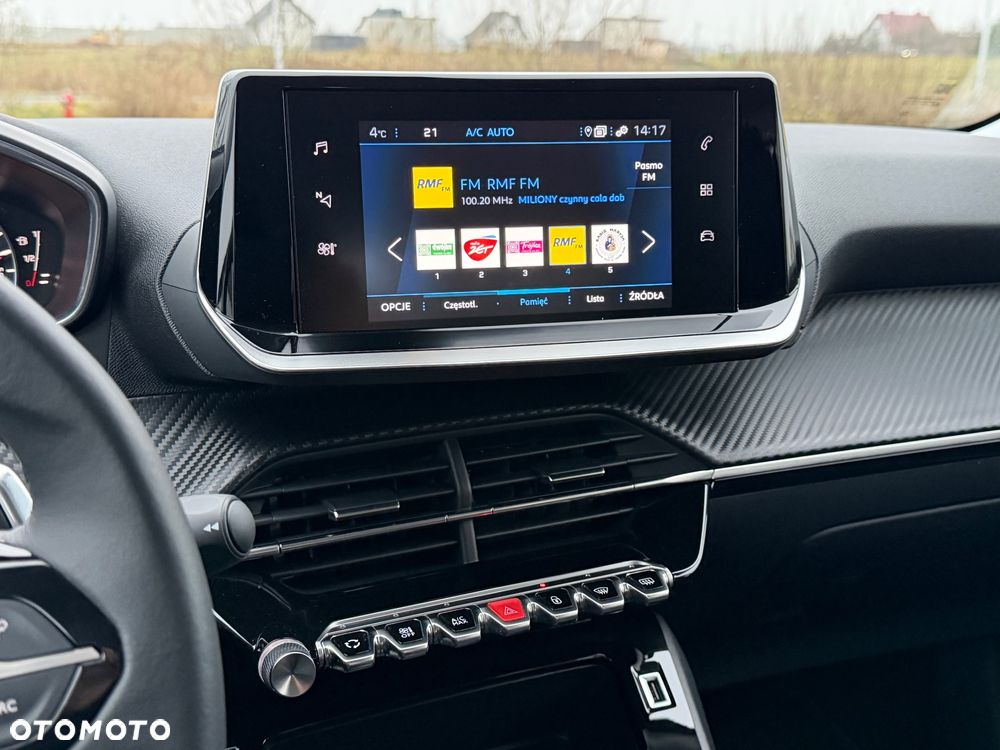 Peugeot 2008 PureTech 130 EAT8 Active Pack - 24