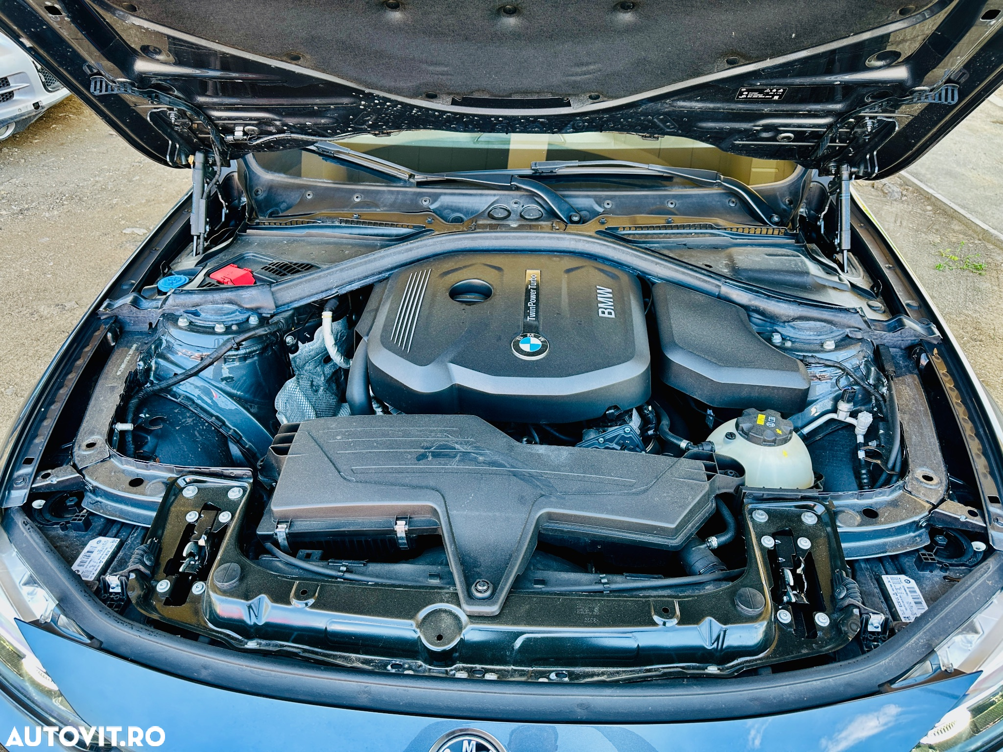 BMW Seria 3 318i Aut. M Sport - 15
