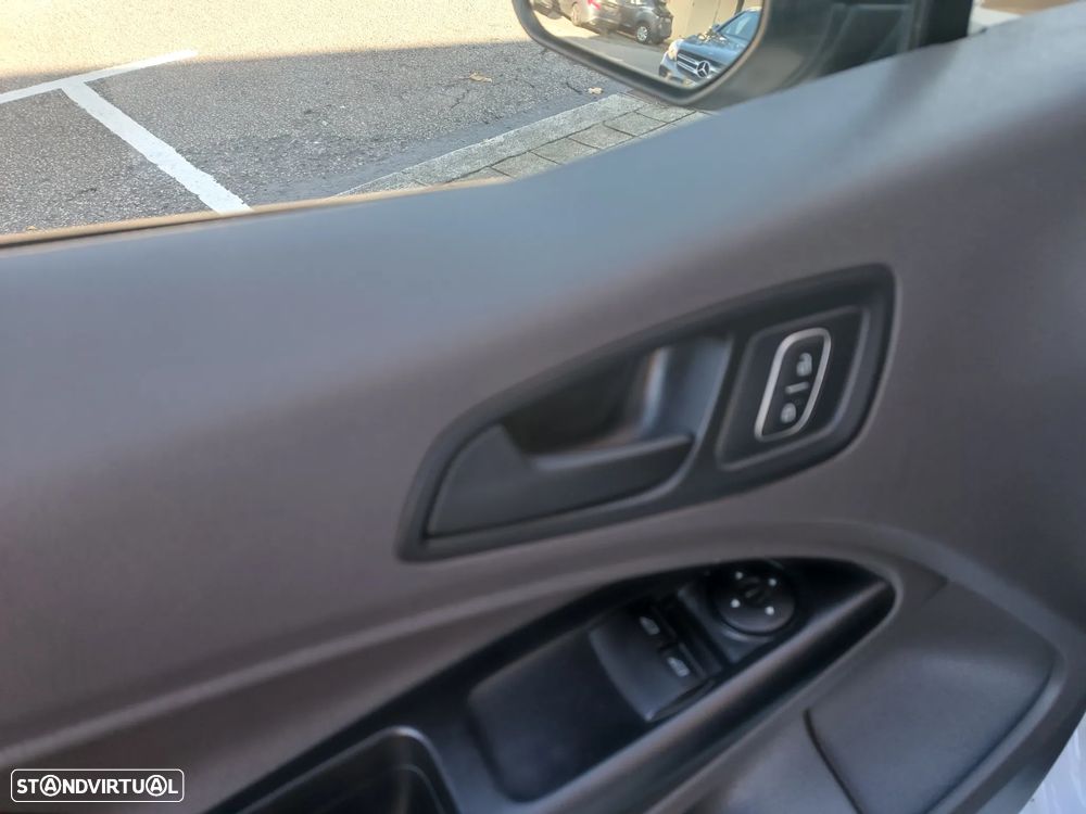 Ford transit connect 1.5 tdci 100cv nacional - 18
