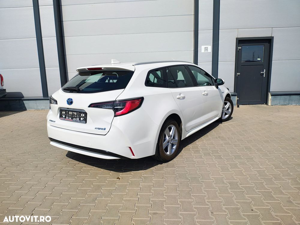 Toyota Corolla 1.8 HSD Business - 4
