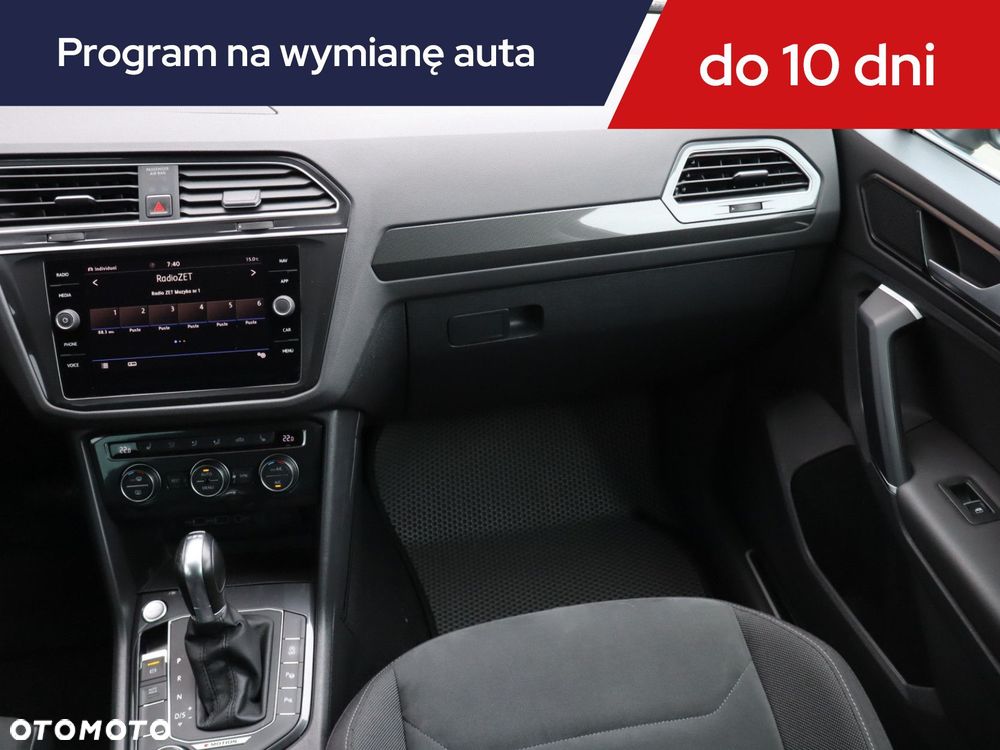 Volkswagen Tiguan - 10