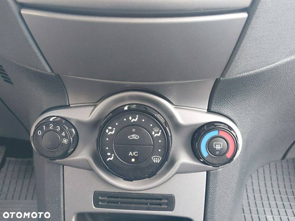 Ford Fiesta 1.25 Trend EU5 - 8