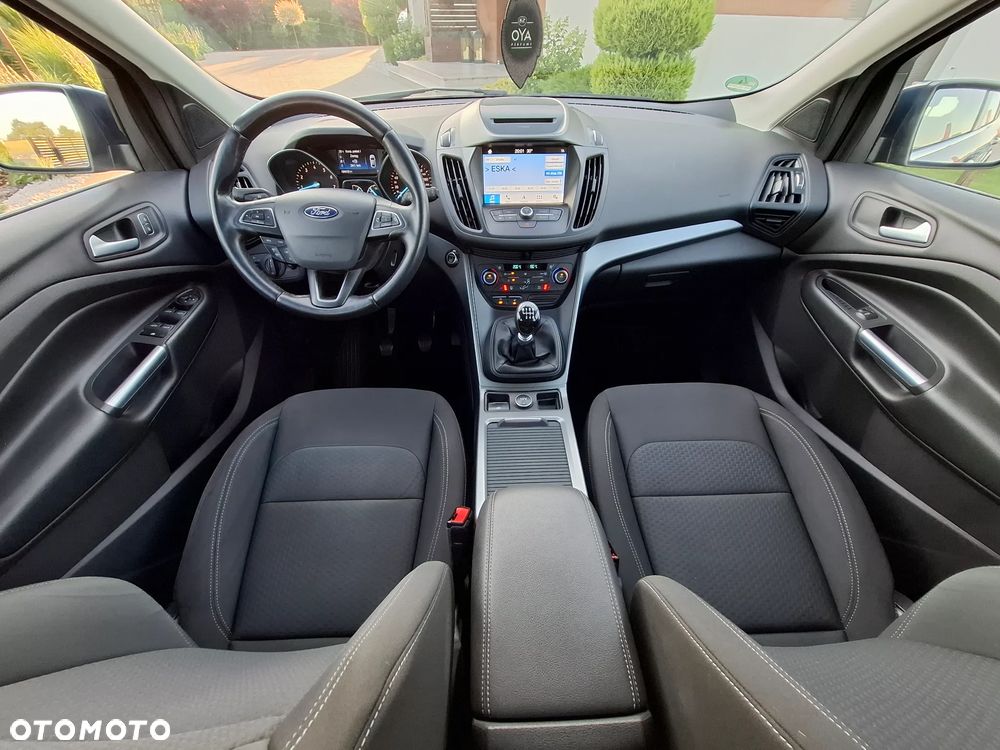 Ford Kuga 1.5 EcoBoost 2x4 Cool & Connect - 34