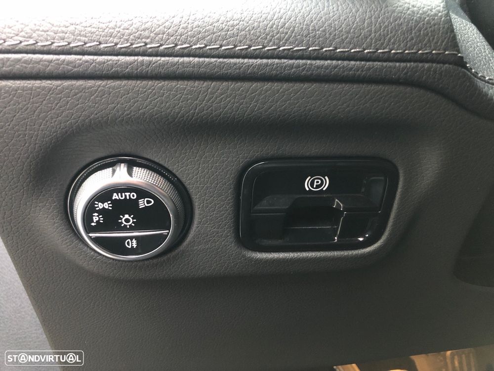 Mercedes-Benz EQE 350 - 15