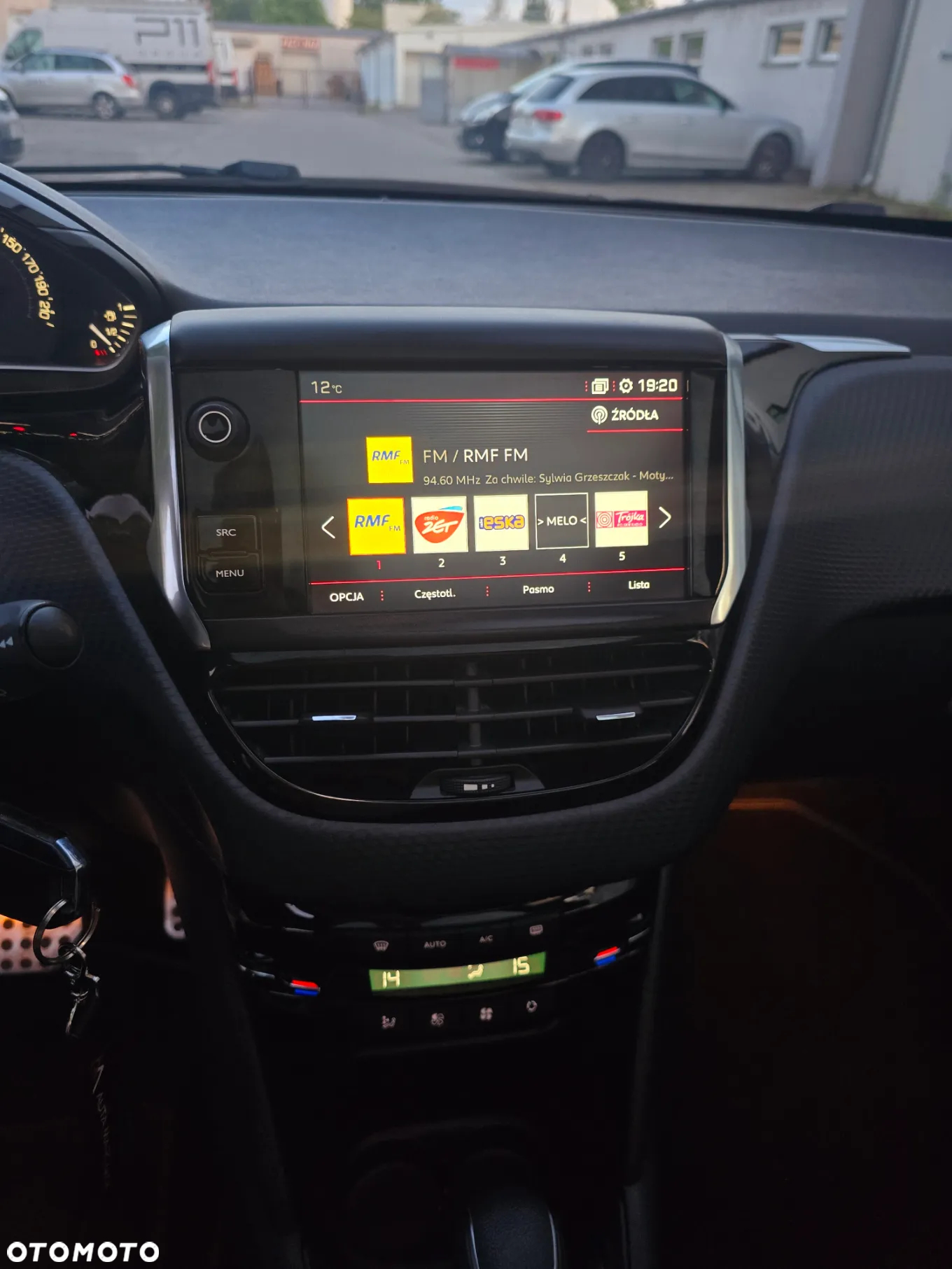 Peugeot 208 PureTech 110 Stop & Start EAT6 Allure - 14