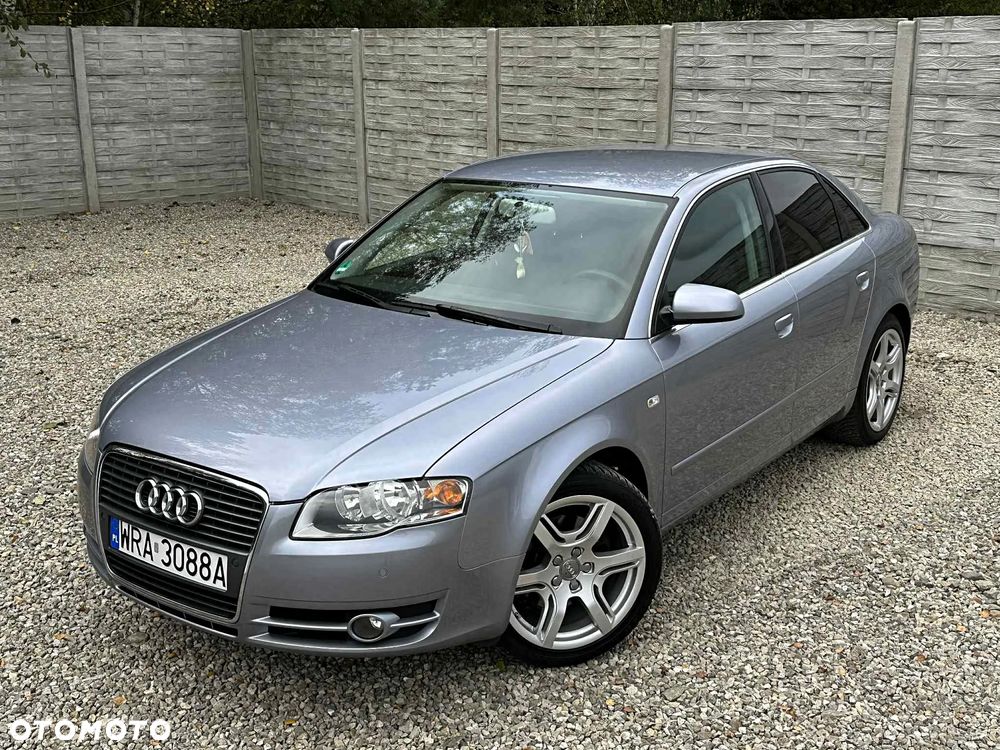 Audi A4 - 1