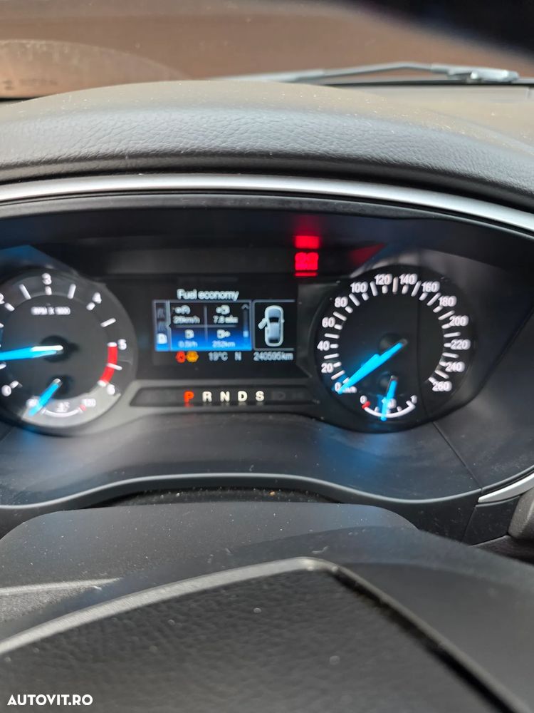 Ford Mondeo 2.0 TDCi Start-Stopp PowerShift-Aut. Vignale - 5