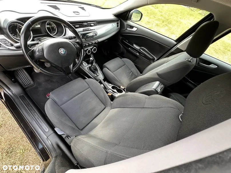 Alfa Romeo Giulietta - 15