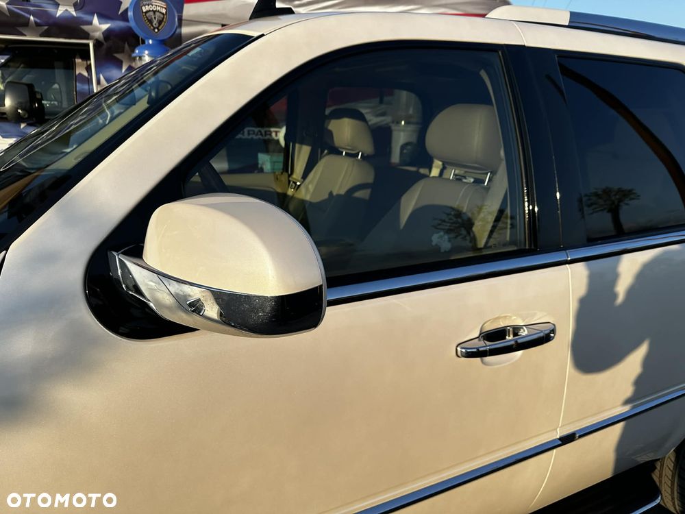 Cadillac Escalade - 13