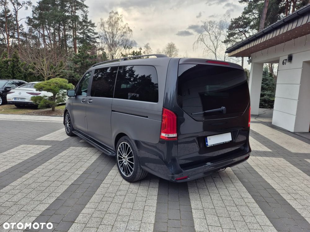 Mercedes-Benz Klasa V - 13