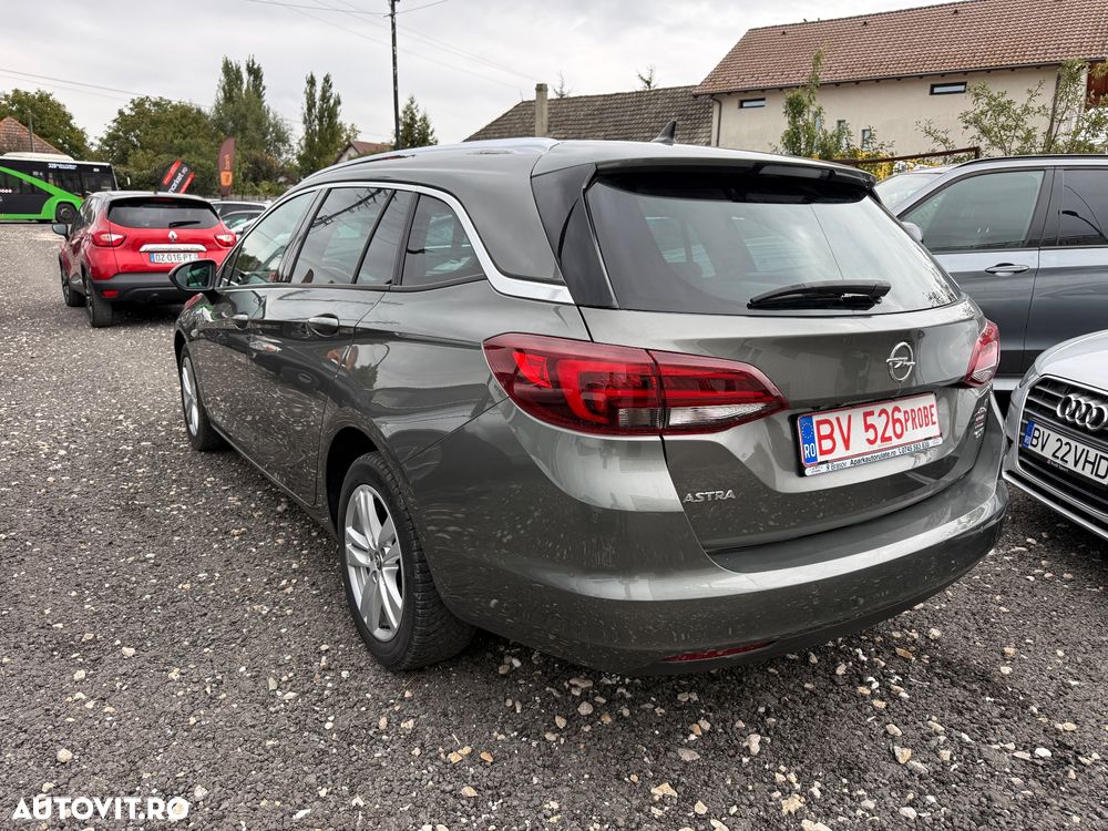 Opel Astra 1.6 D (CDTI) Start/Stop Dynamic - 2