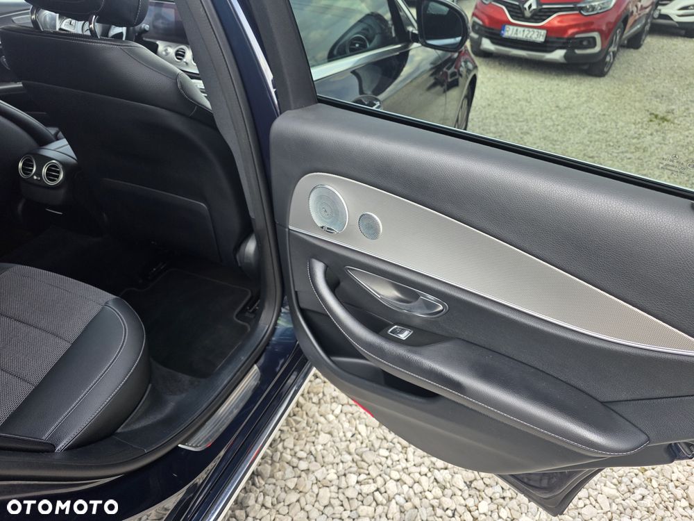 Mercedes-Benz Klasa E 200 9G-TRONIC - 20