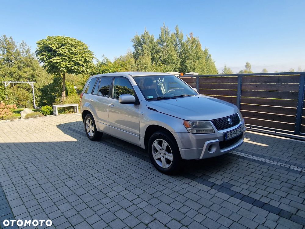 Suzuki Grand Vitara 2.7 V6 Premium - 1