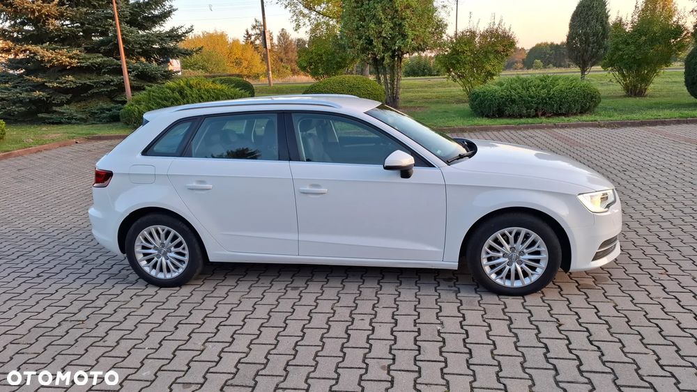 Audi A3 Sportback 2.0 TDI Attraction - 8