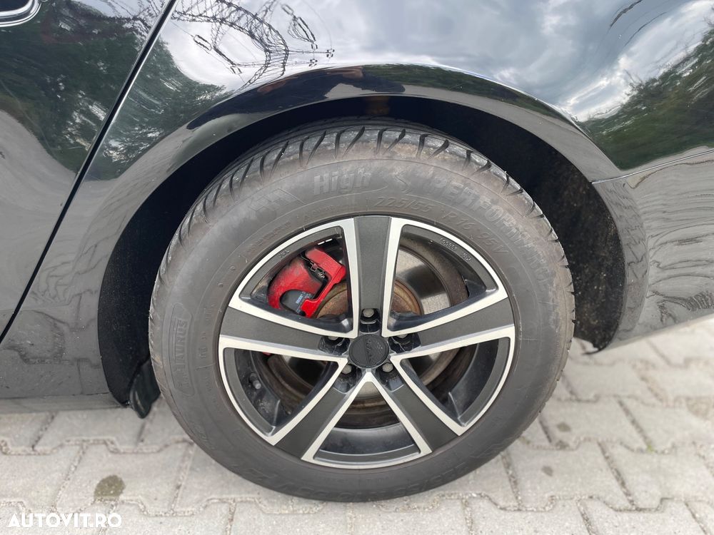 Audi A4 2.0 TDI - 6