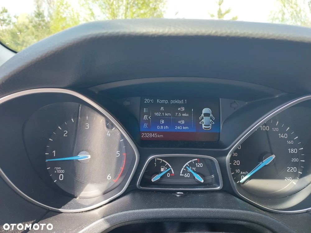 Ford Focus - 16