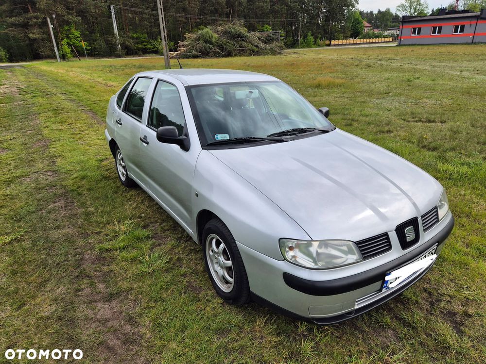 Seat Ibiza 1.4 16V Entry - 11