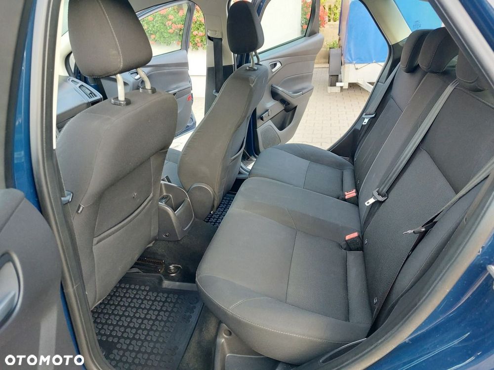 Ford Focus - 11