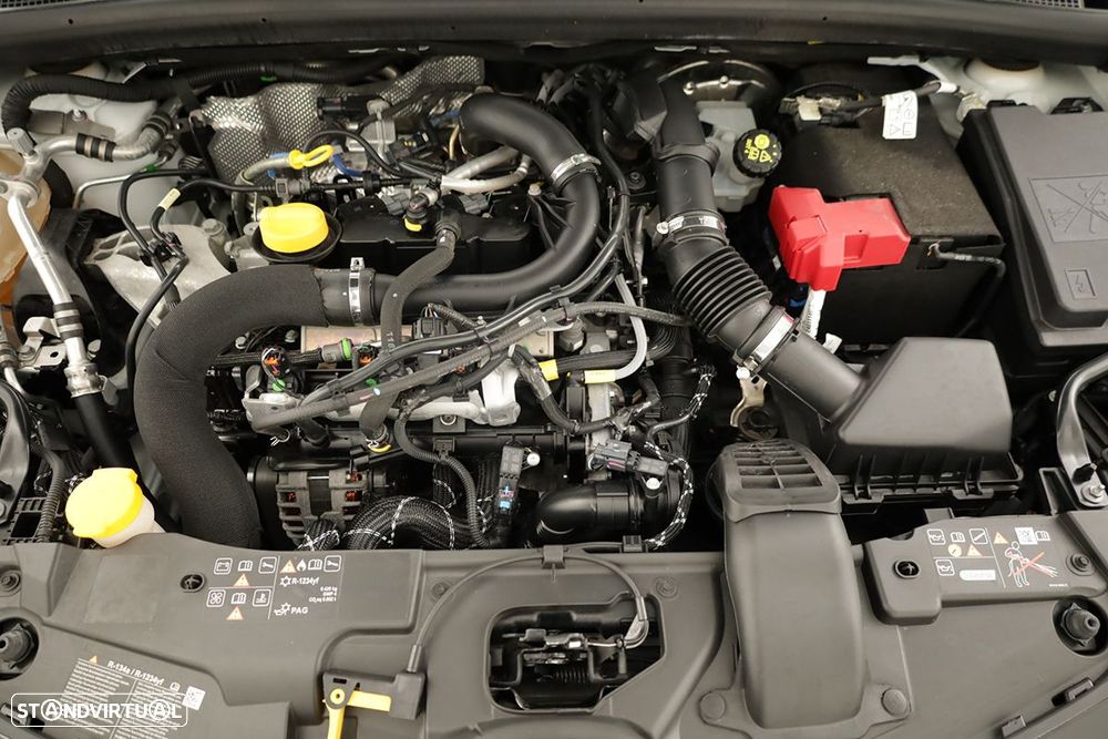 Renault Clio 1.0 TCe Techno Bi-Fuel - 23