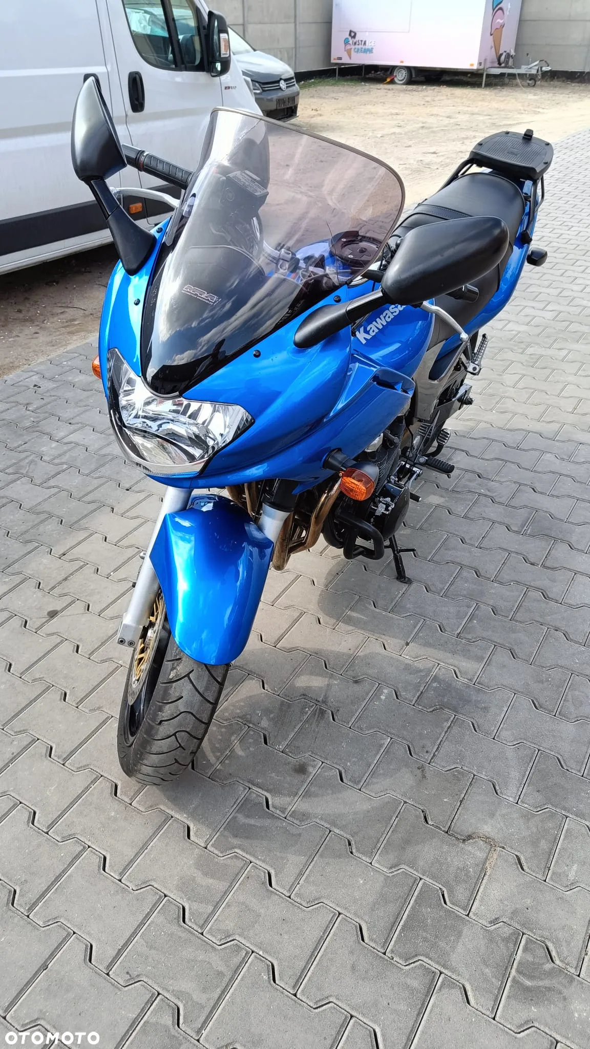 Kawasaki ZR - 2