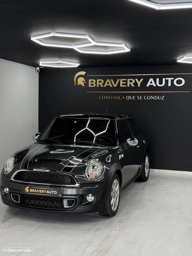 MINI 3 Portas Cooper S - 1