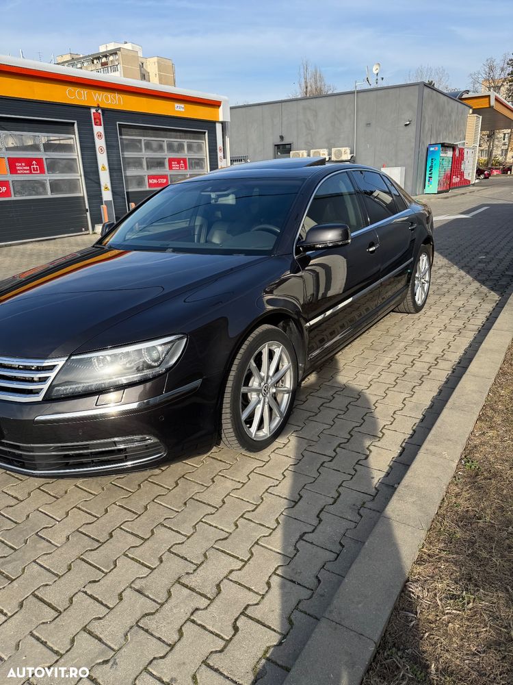 Volkswagen Phaeton - 2