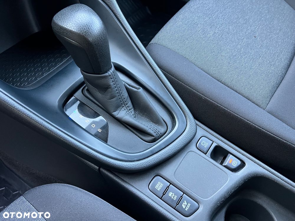 Toyota Yaris Hybrid 1.5 Comfort - 19