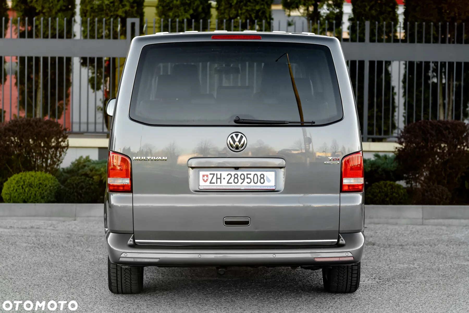 Volkswagen Multivan - 18