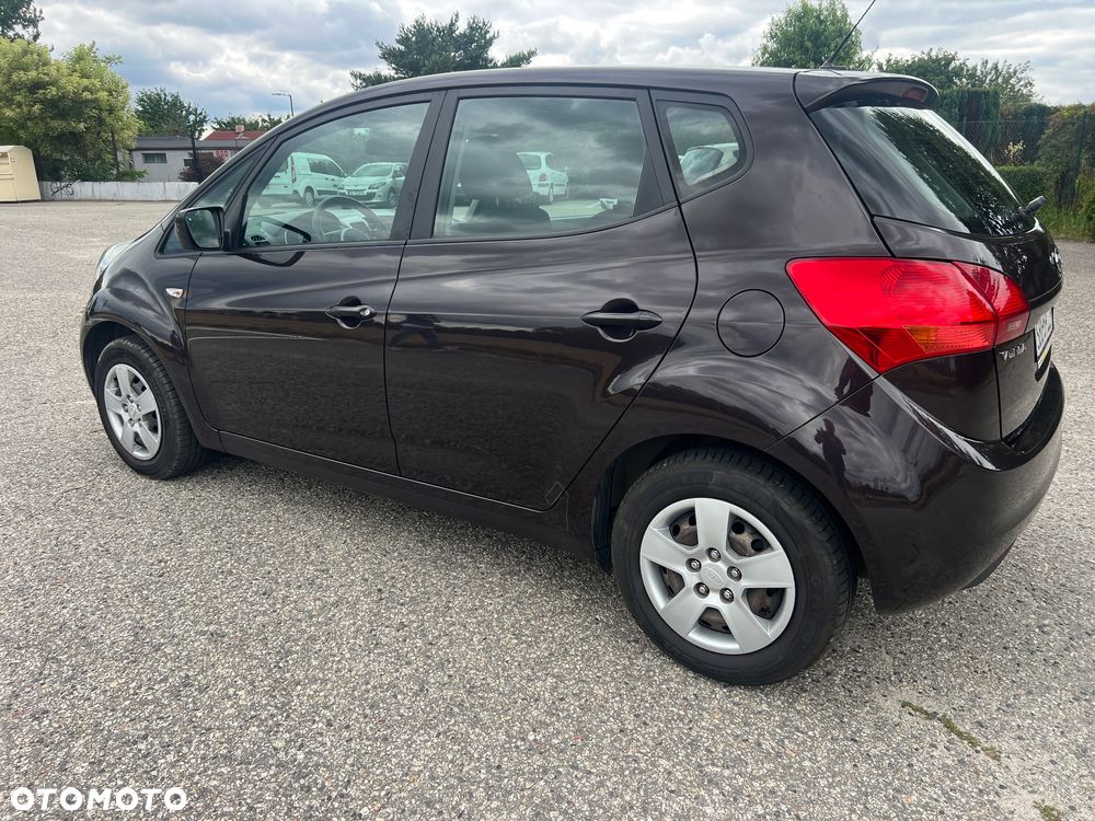 Kia Venga 1.4 CVVT Vision - 30