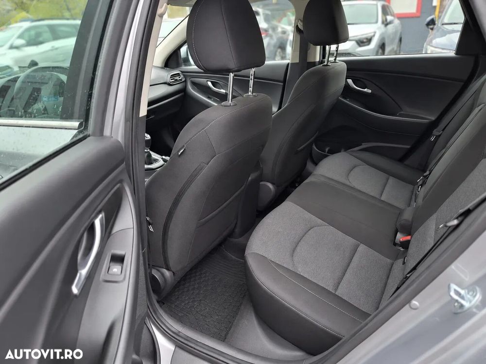 Hyundai i30 - 21