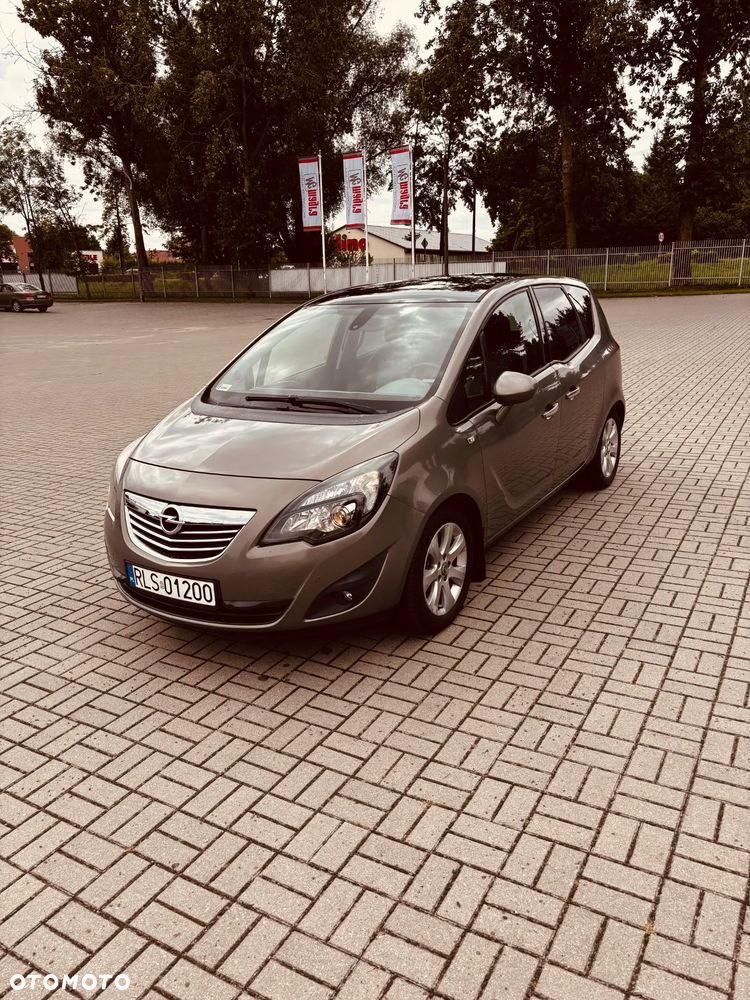 Opel Meriva 1.4 T Cosmo S&S - 1