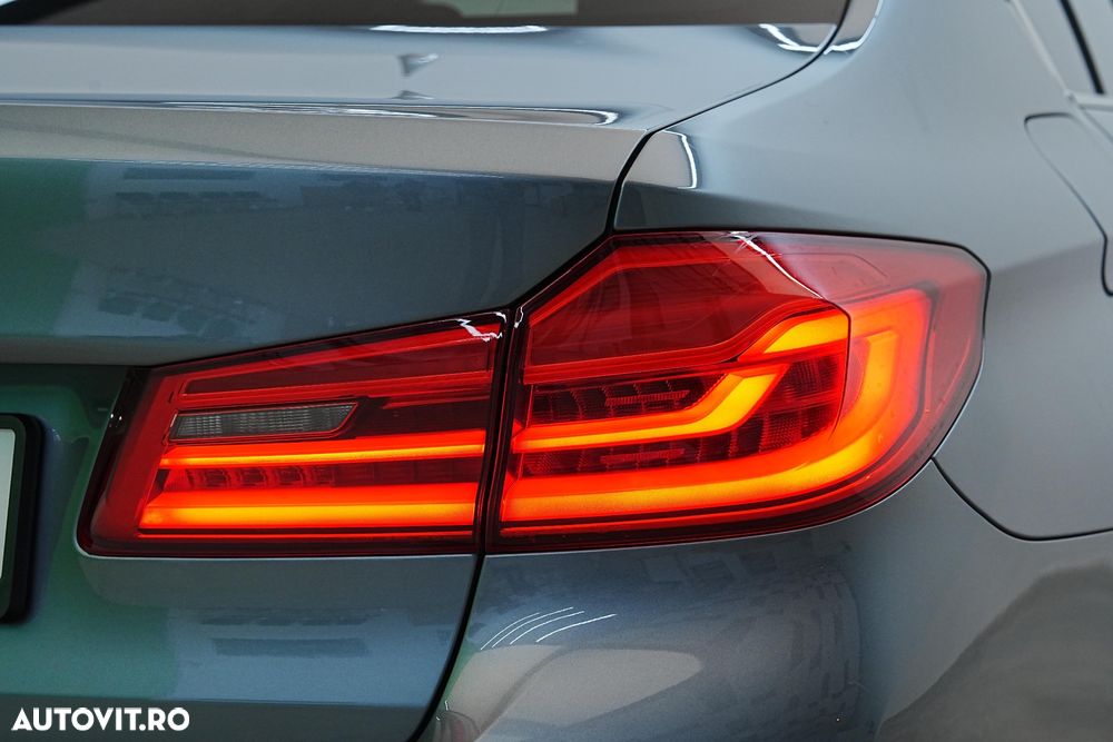 BMW Seria 5 520i AT MHEV - 22