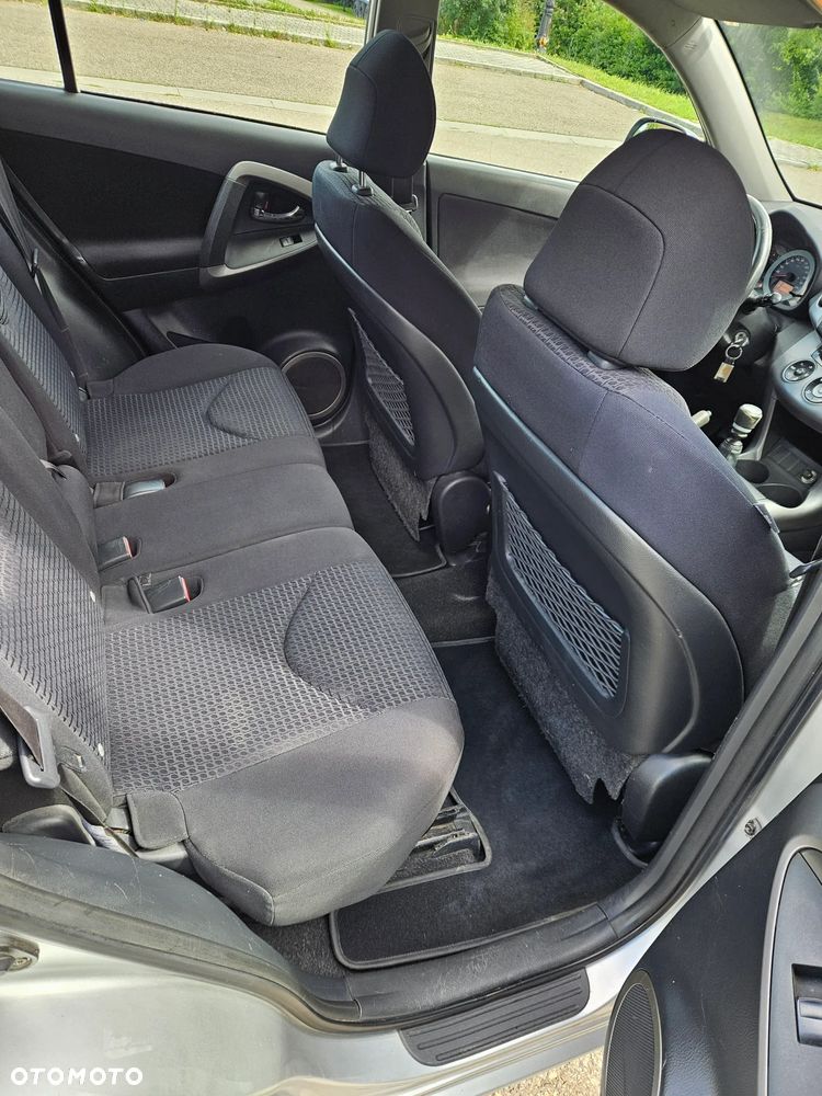 Toyota RAV4 2.2 D-CAT 4x4 Sol - 11
