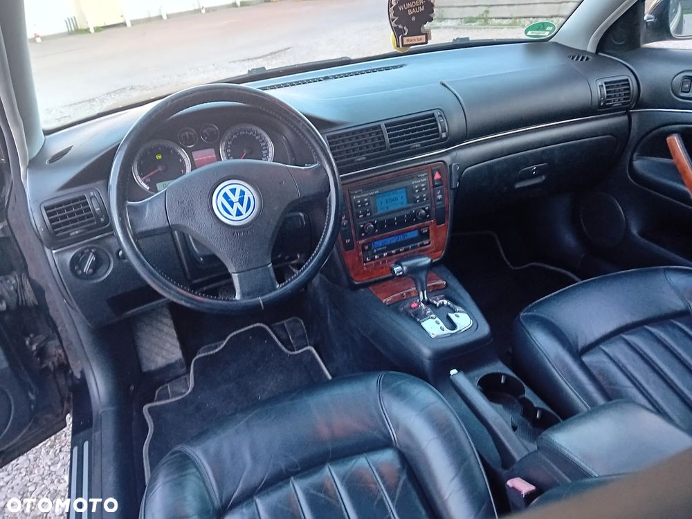 Volkswagen Passat - 5