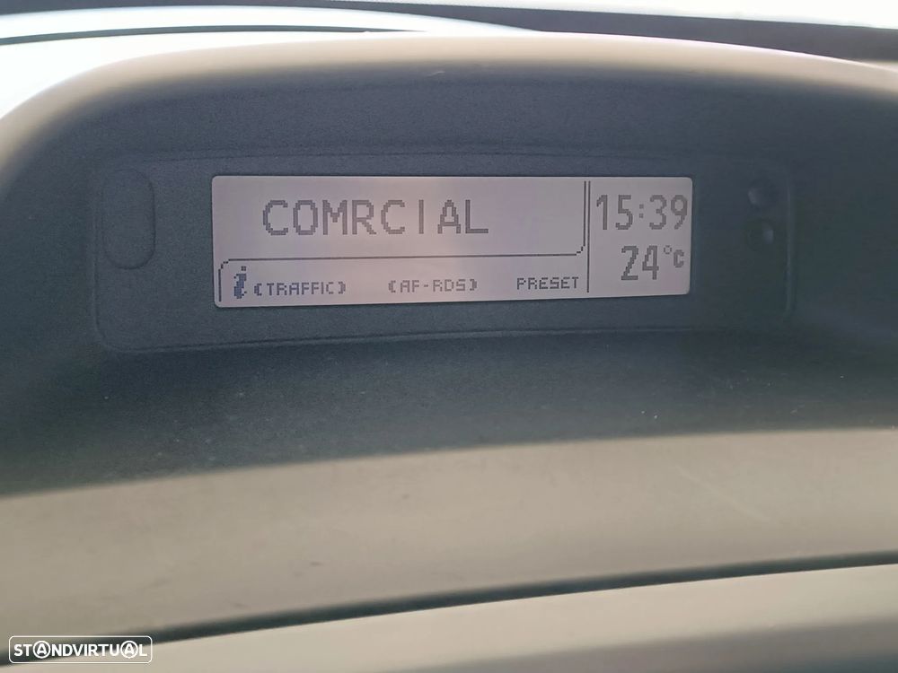 Renault Mégane 1.5 dCi SE Exclusive — fotografia 9