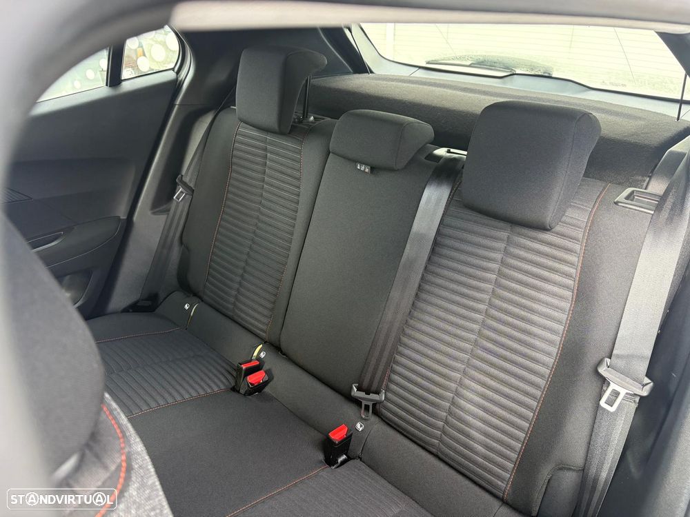 Peugeot 2008 PureTech 100 Active - 9