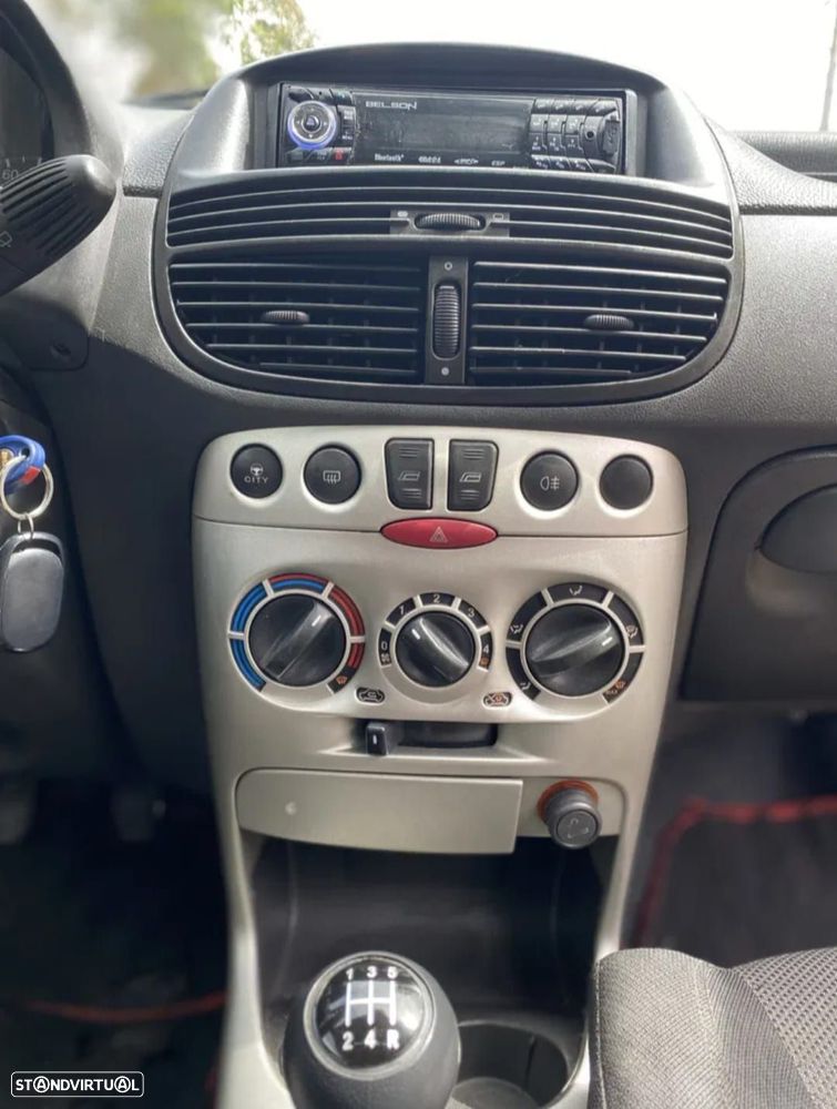 Fiat Punto 1.2 ELX - 8