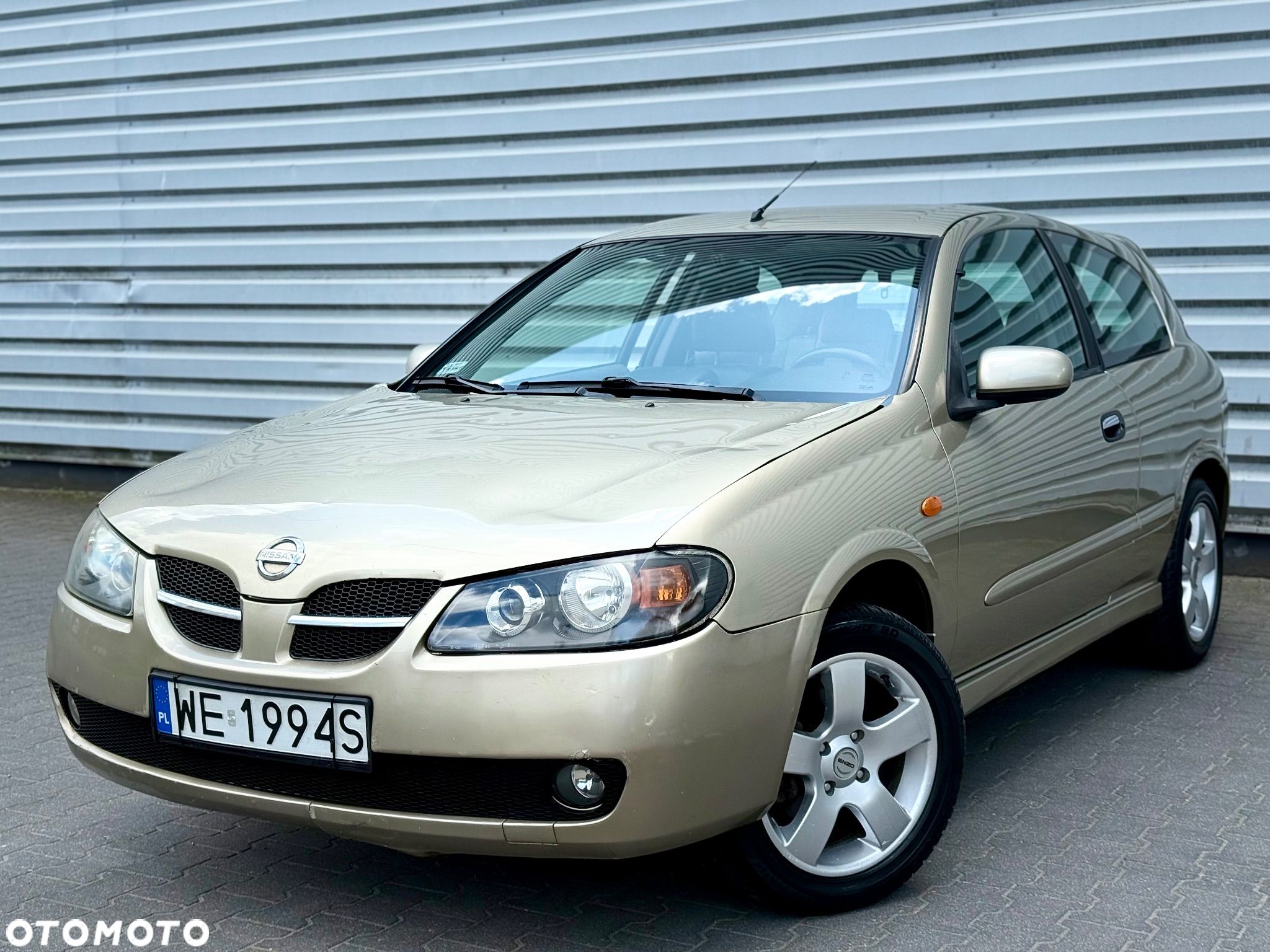 Nissan Almera II 1.8 Luxury - 1