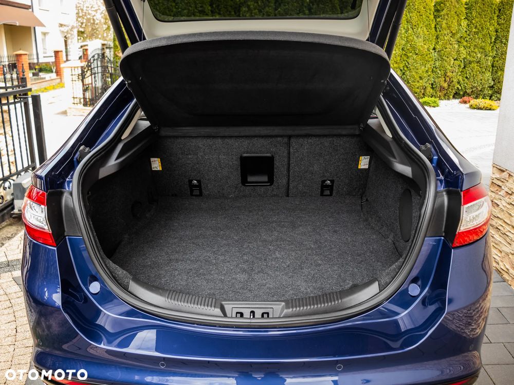 Ford Mondeo 2.0 TDCi STart-Stopp Titanium - 29