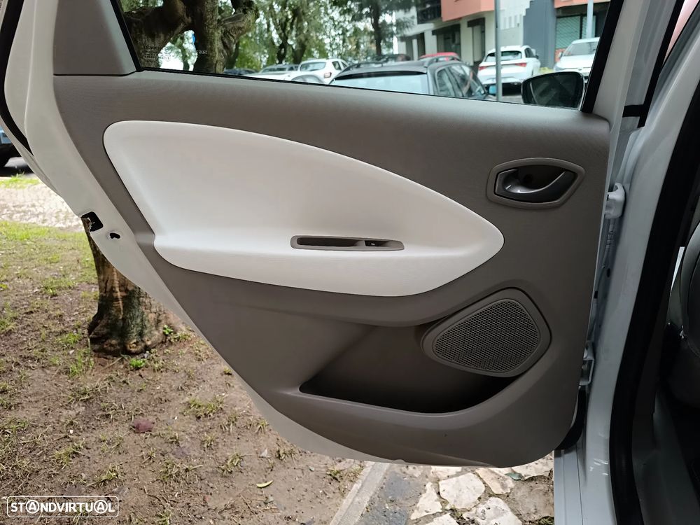 Renault Zoe (c/ Bateria) 41 kwh Intens - 18