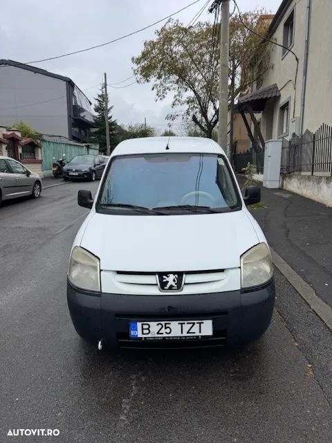 Peugeot Partner Combi 1.6 HDi 75 CP Confort FAP - 1